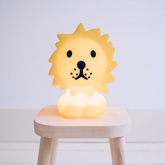 Veilleuse First Light Lion rechargeable Mr Maria, vue du personnage