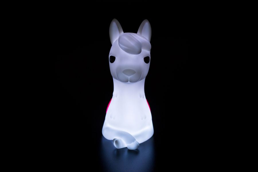 Luz nocturna de alpaca blanca