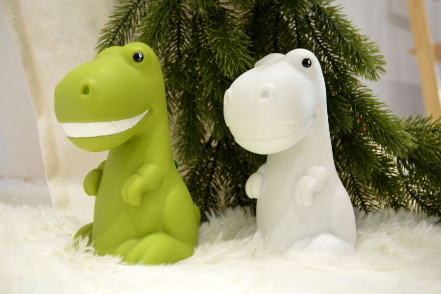 Luz nocturna de dinosaurio verde