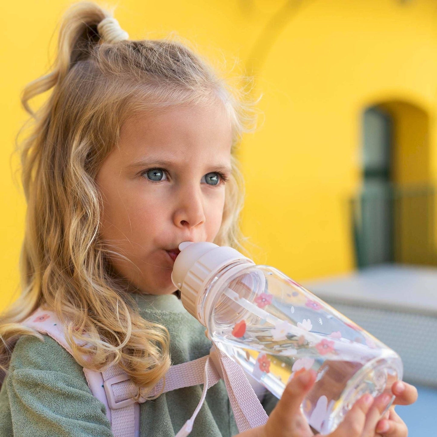 Bouteille en plastique Petit Jardin