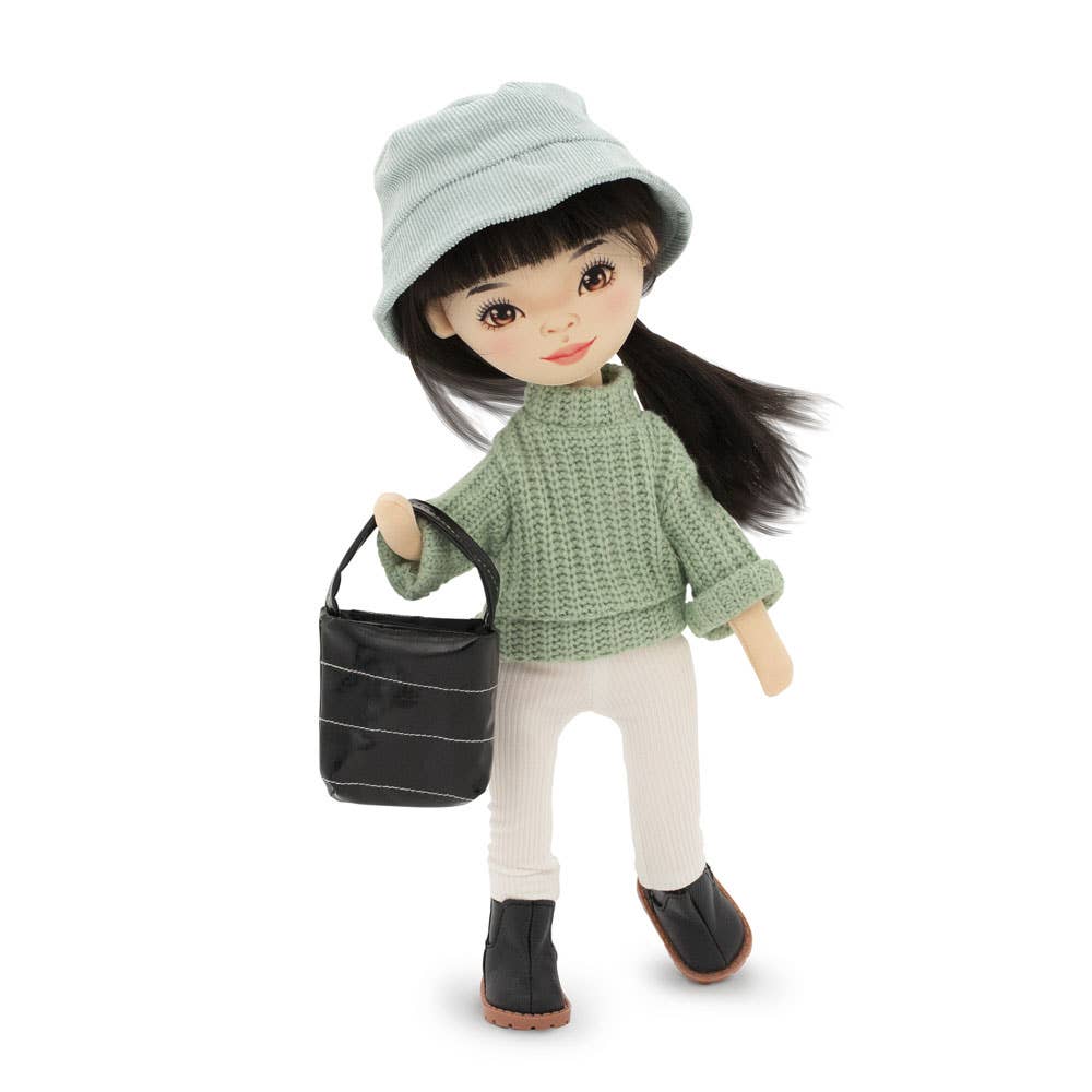 Poupée Lilu avec pull vert 32 cm