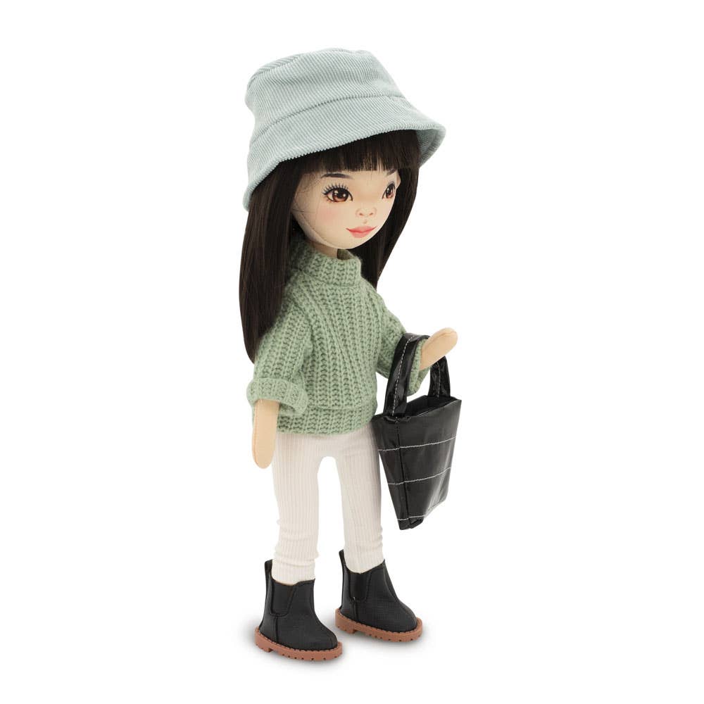 Poupée Lilu avec pull vert 32 cm