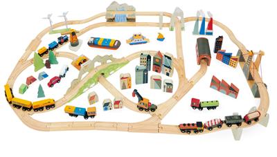 Tender Leaf Train: SET DE TRAIN 'VUE SUR LA MONTAGNE' 145x97,5x20,5cm, en bois, en boîte 63x13,7x37,5cm, 3+