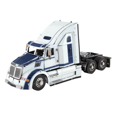 MetalEarth Véhicules: WESTERN STAR 5700XE PHANTOM 10.50x4.2x4.8cm, maquette 3D en métal avec 3 feuilles, sur carte 12x17cm, 14+