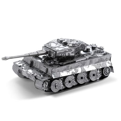 MetalEarth Char de Combat: TIGER I TANK 7.23x4.46x2.97cm, maquette 3D en métal avec 2 feuilles, sur carte 12x17cm, 14+