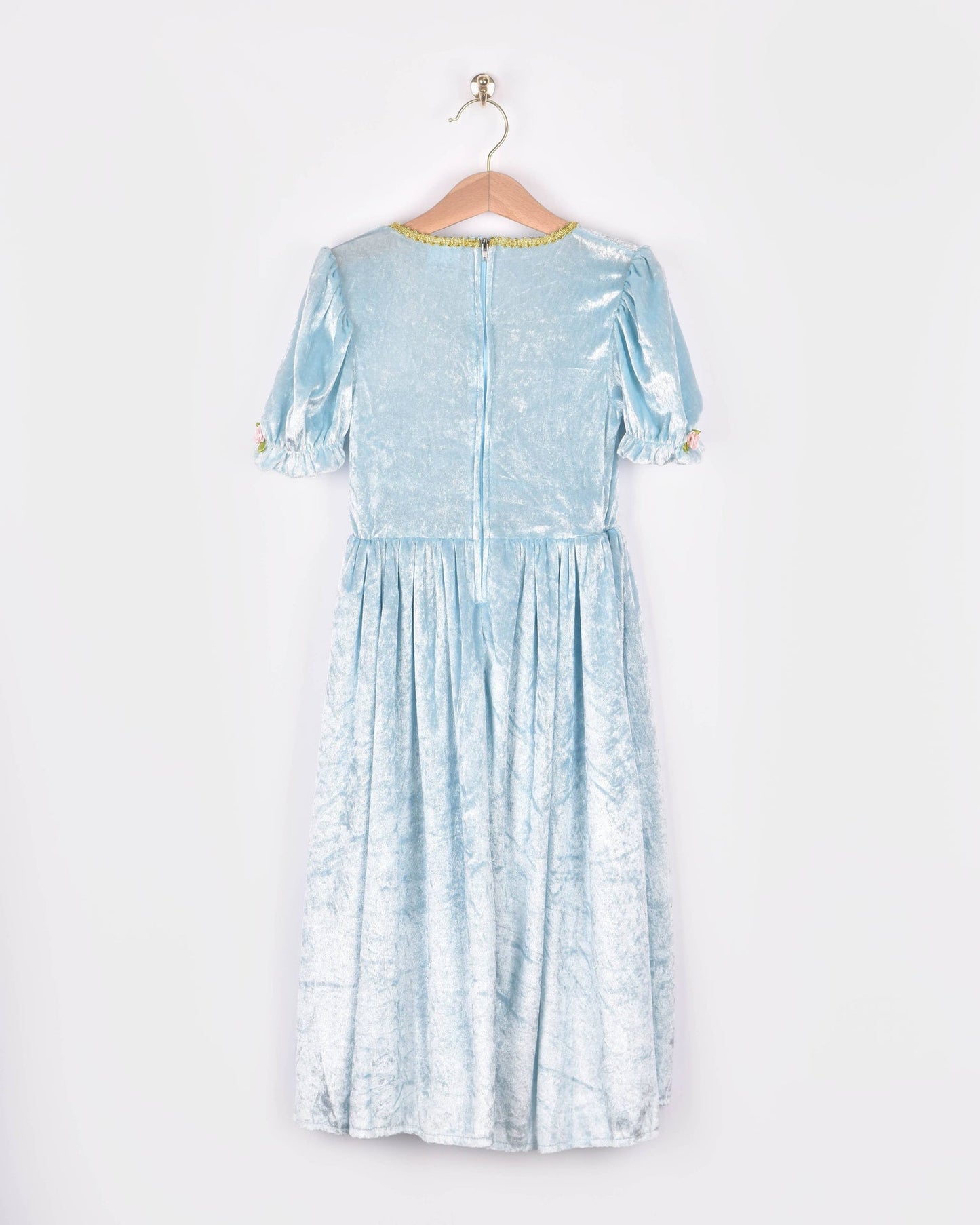 Robe de princesse en velours bleu clair 98-104 Cl 2-4 ans