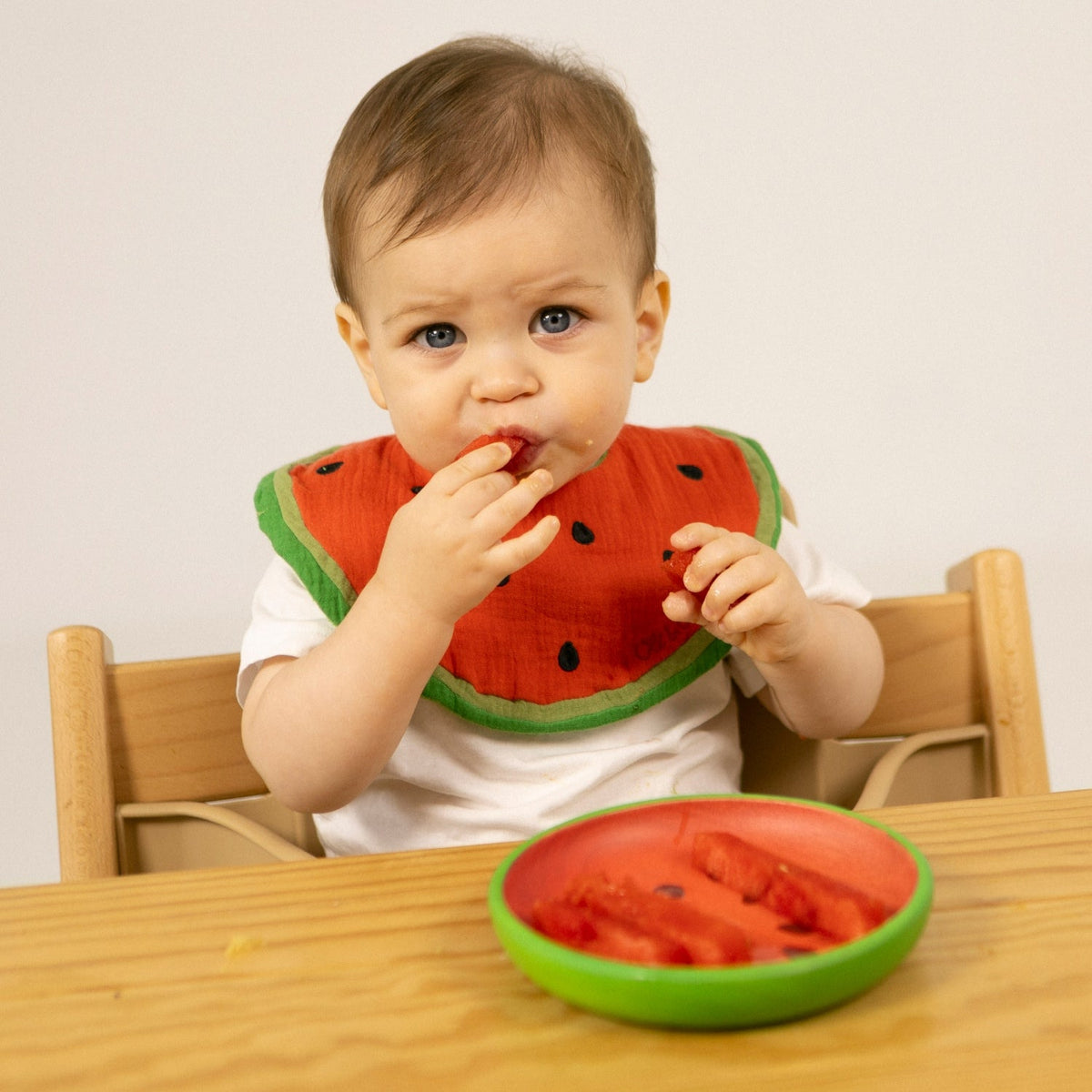 Wally la Pastèque – Ensemble assiette et cuillère bébé – vue produit 3